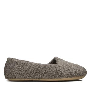 Women's Clarks Cozily Snug Slippers Grey | CLK842THF