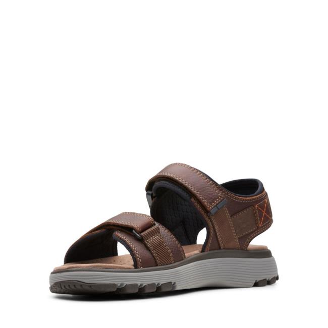 Men's Clarks Un Trek Part Sandals Dark Brown | CLK102LIR