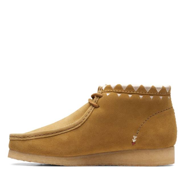 Men's Clarks Wallabee Casual Boots Khaki | CLK904SXZ