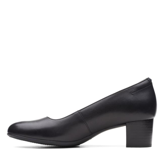 Women's Clarks Linnae Pump Black Shoes Black | CLK962NDF