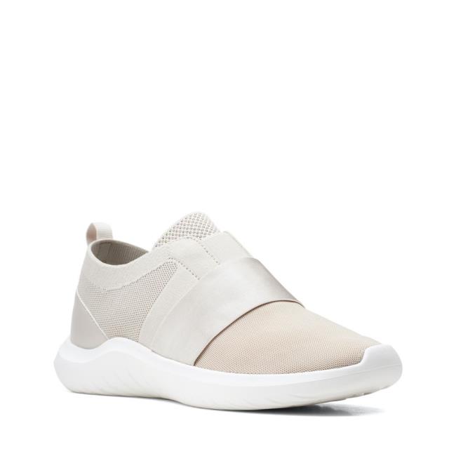 Women's Clarks Nova Lumis Sneakers Beige | CLK082GZR